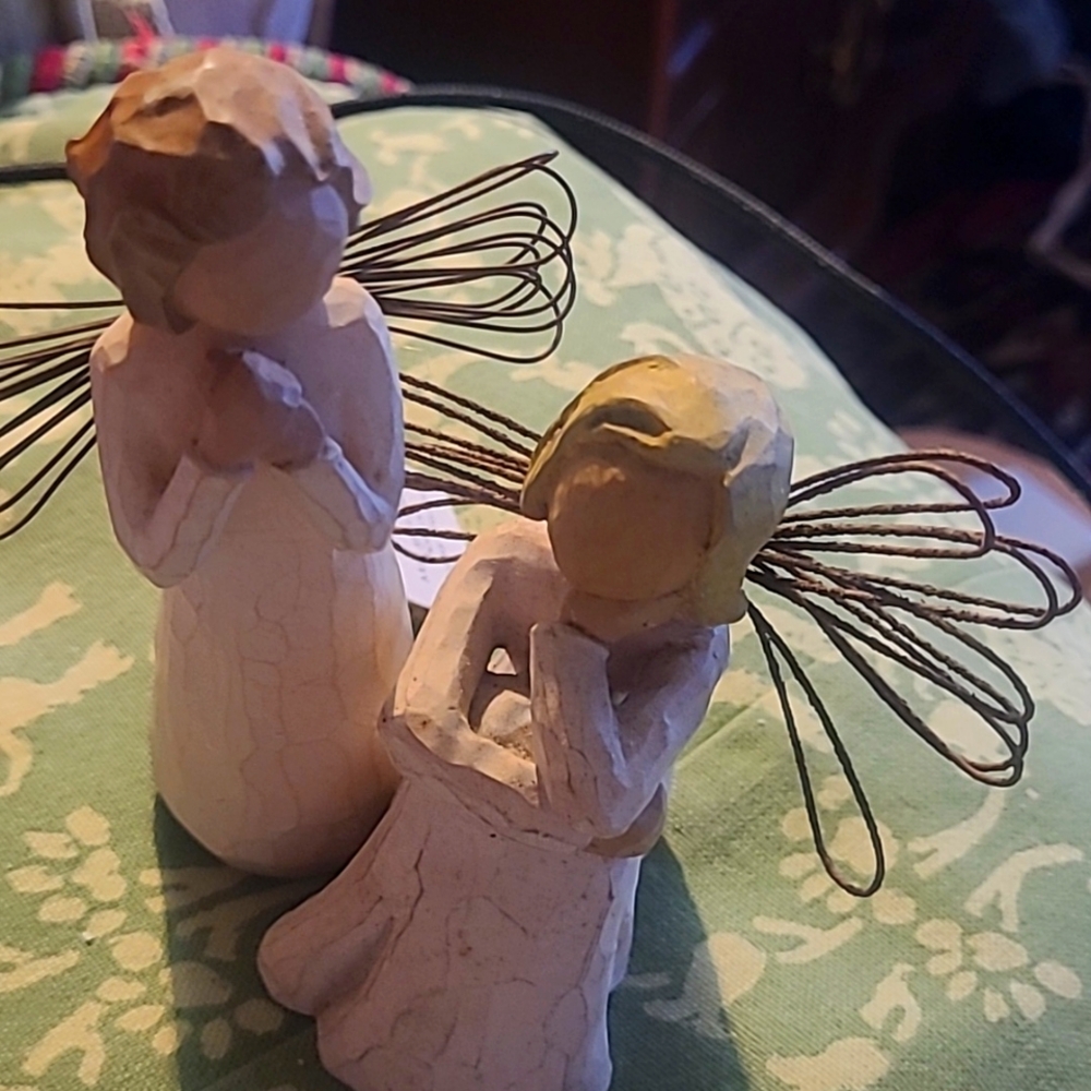 A pair of Willow angels year 2000